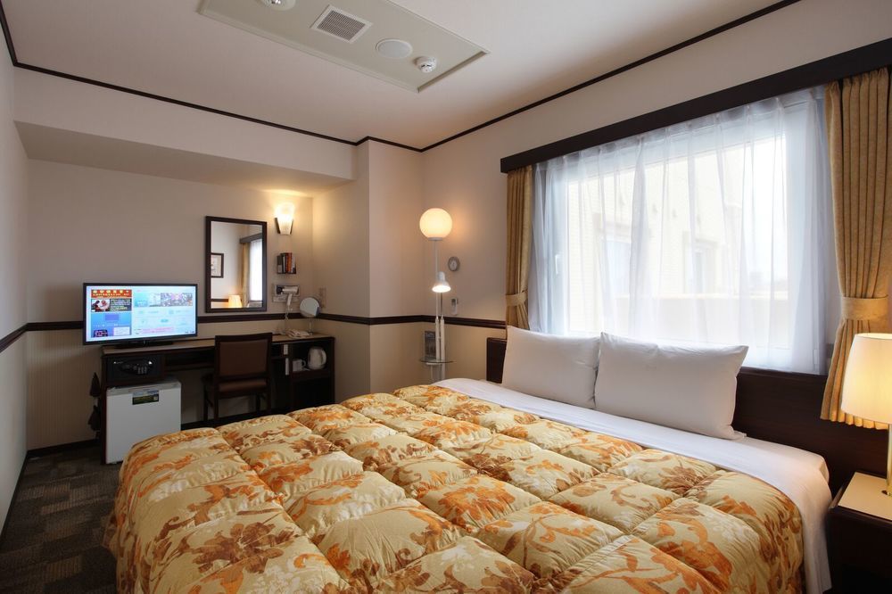 Toyoko Inn Kashiwa Eki Nishi Guchi Zewnętrze zdjęcie